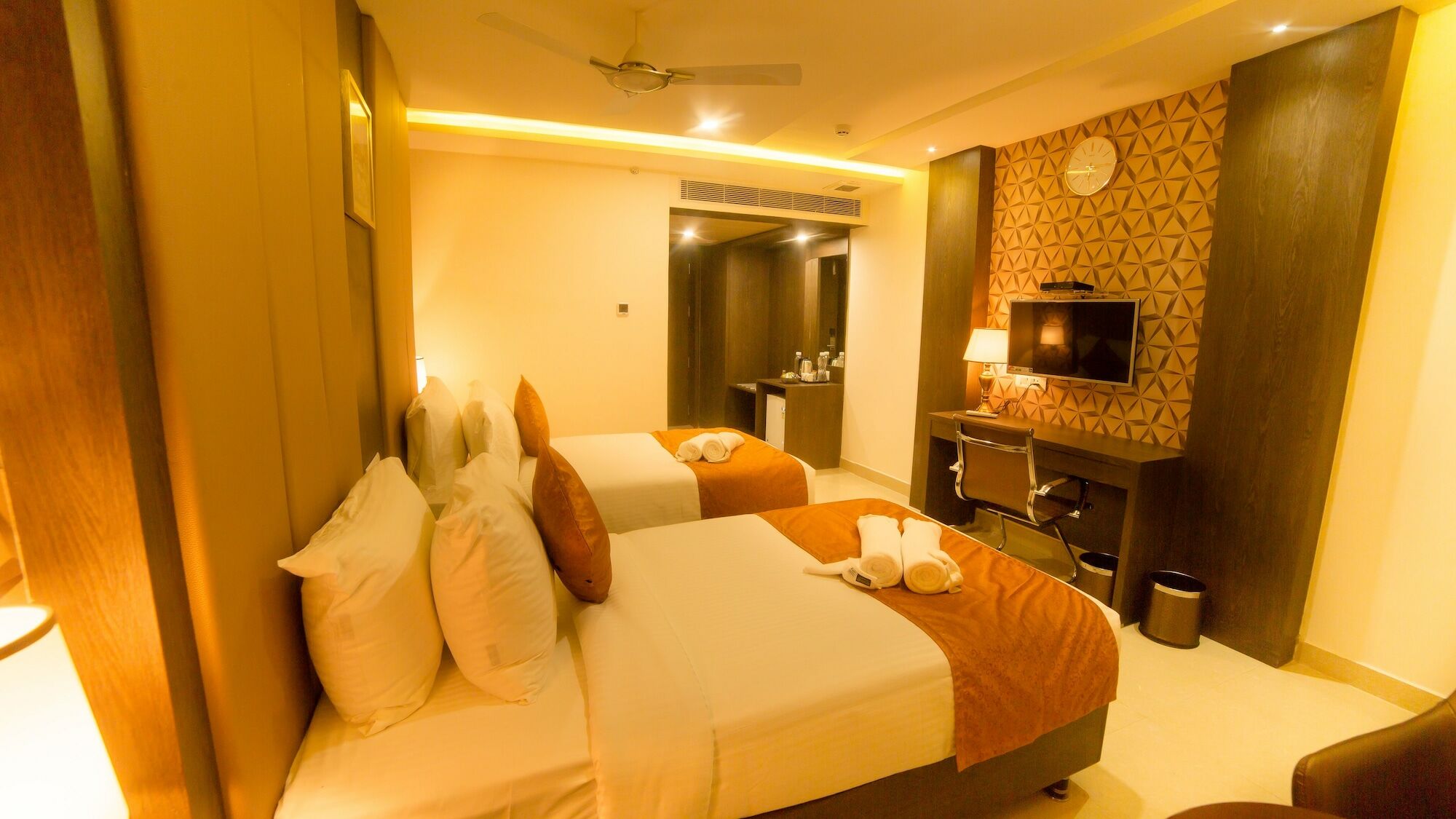 Hotel Indraprasttha Vijayawāda Extérieur photo